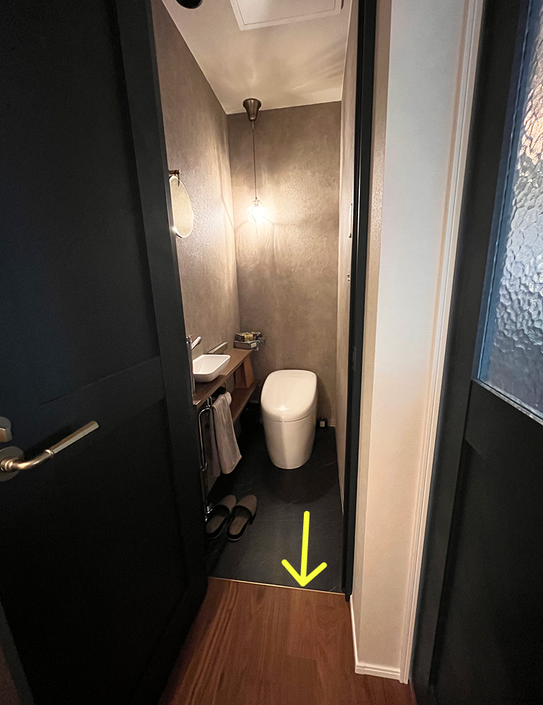 トイレの床見切り材