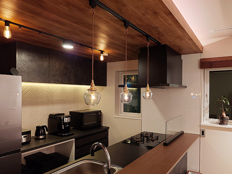 折り下げ天井（デザイン性）